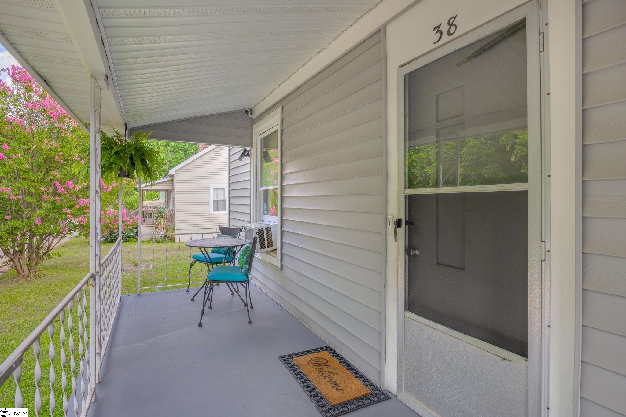 38 S 6th Street Property Photo 6