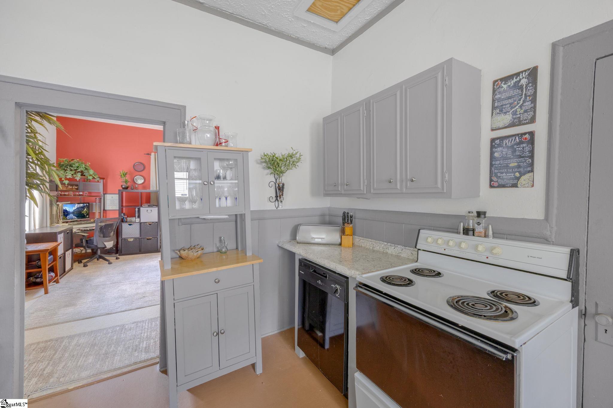 38 S 6th Street Property Photo 15