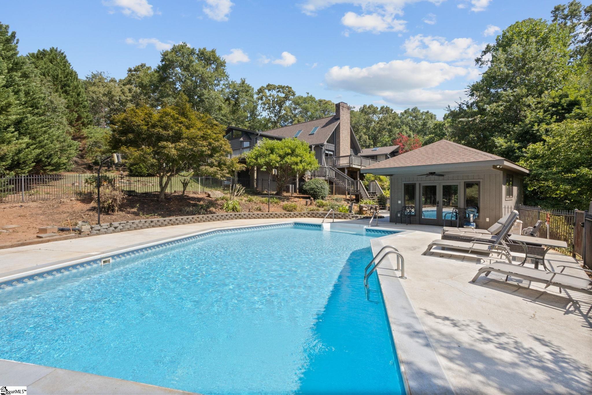 285 Old Batson Road Property Photo 3