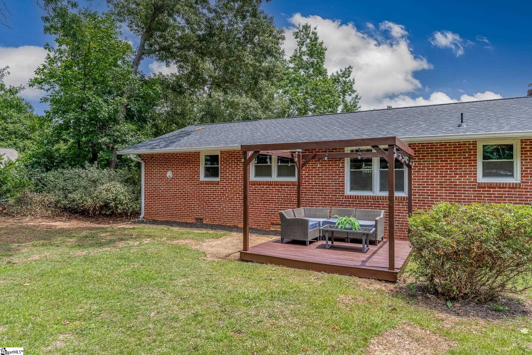219 Barry Drive Property Photo 33