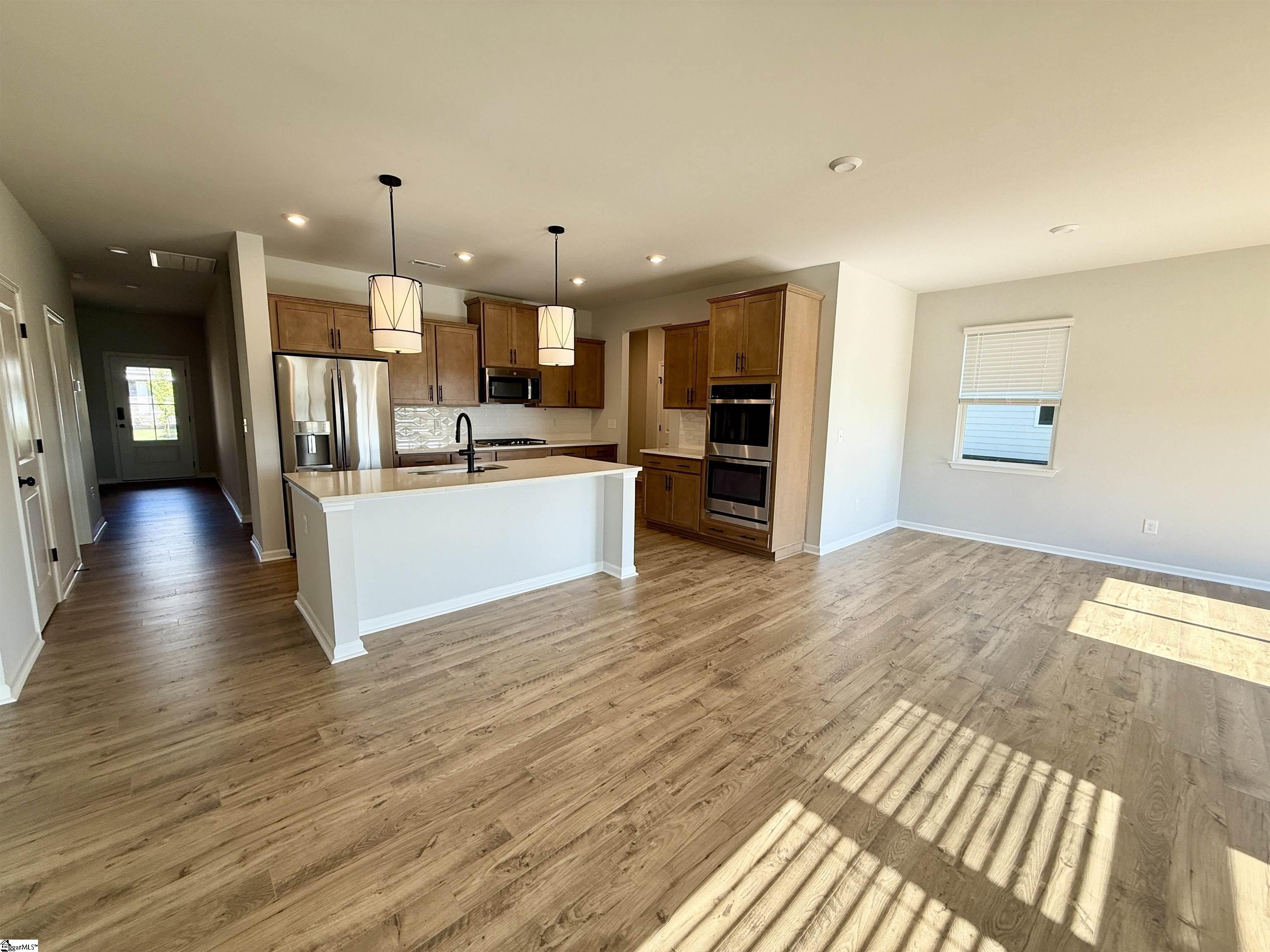 504 Rumson Lane Property Photo 8