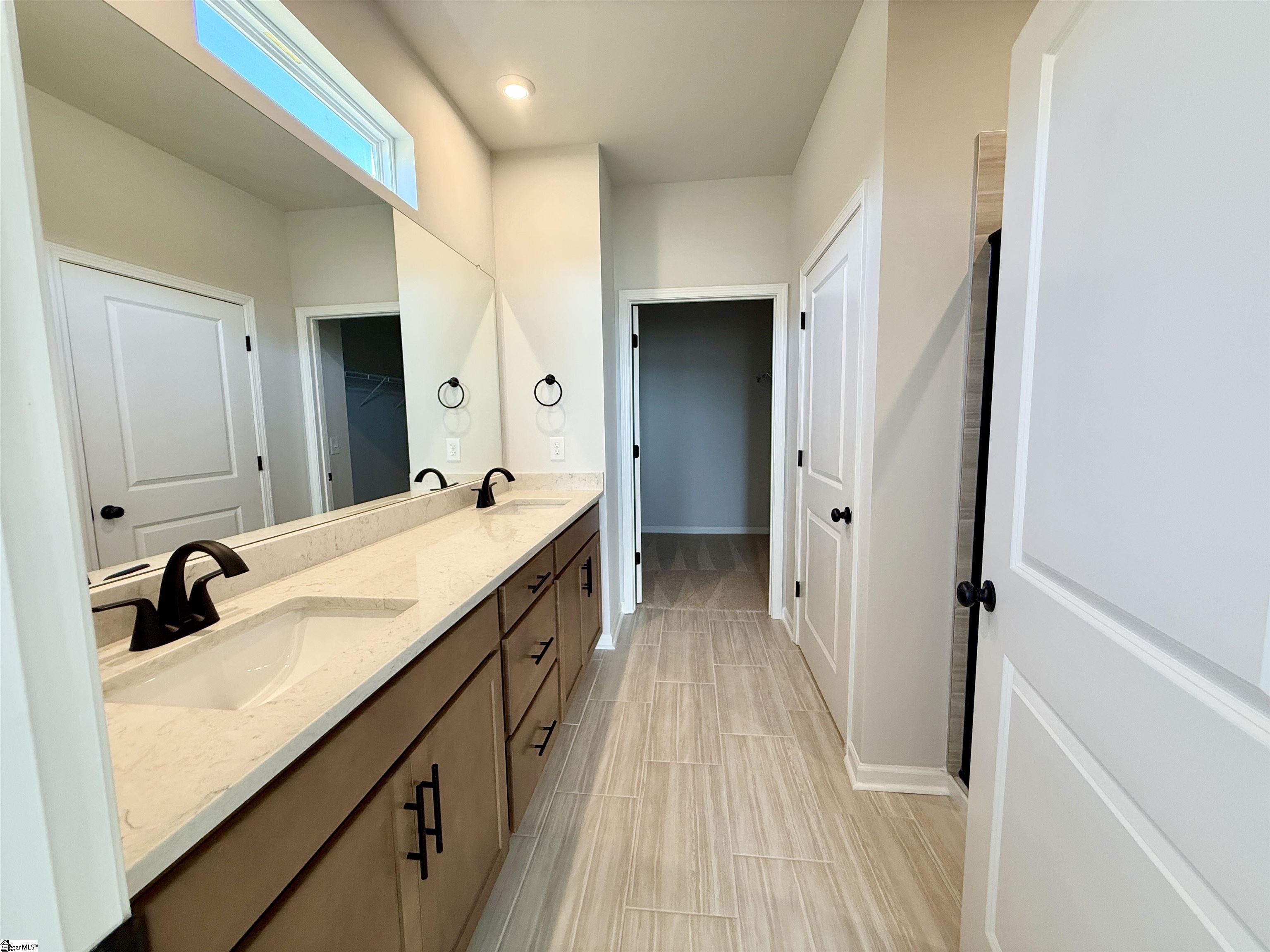 504 Rumson Lane Property Photo 12