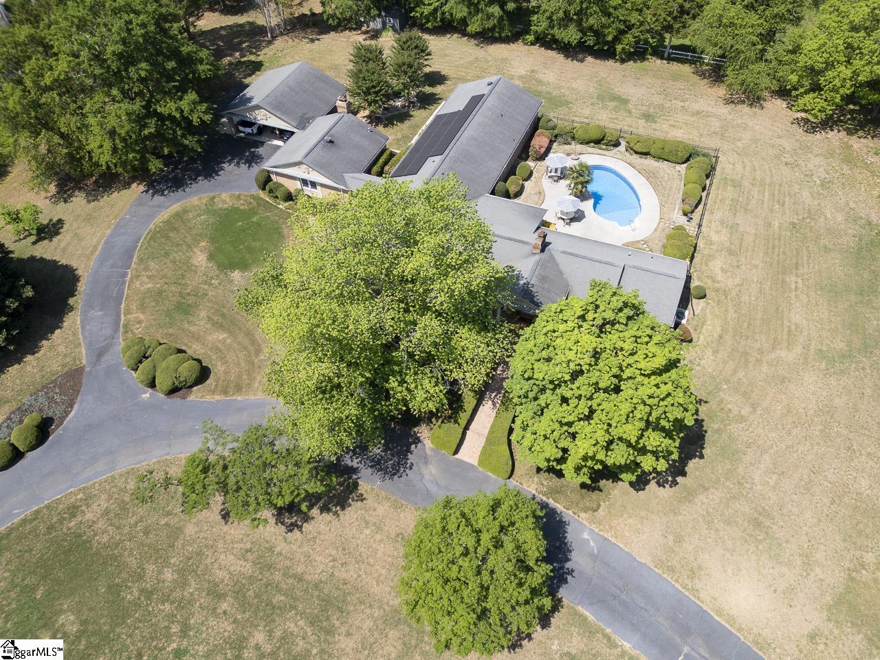 136 Club Drive Property Photo 45