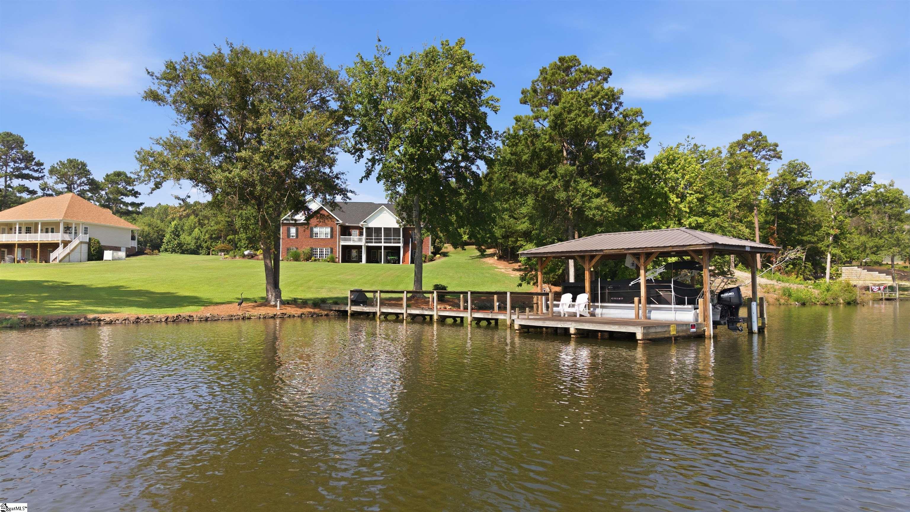 105 Coogan Bluff Property Photo 4