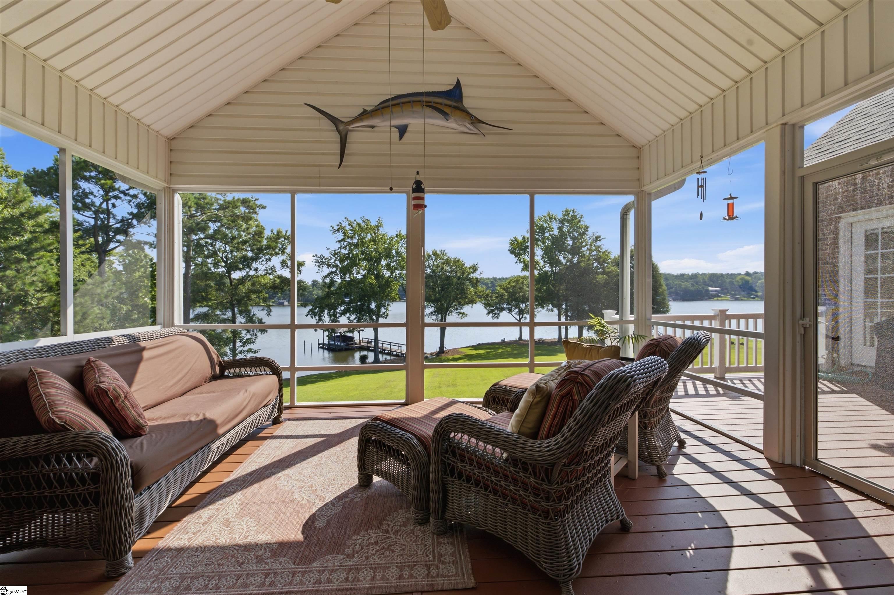 105 Coogan Bluff Property Photo 13