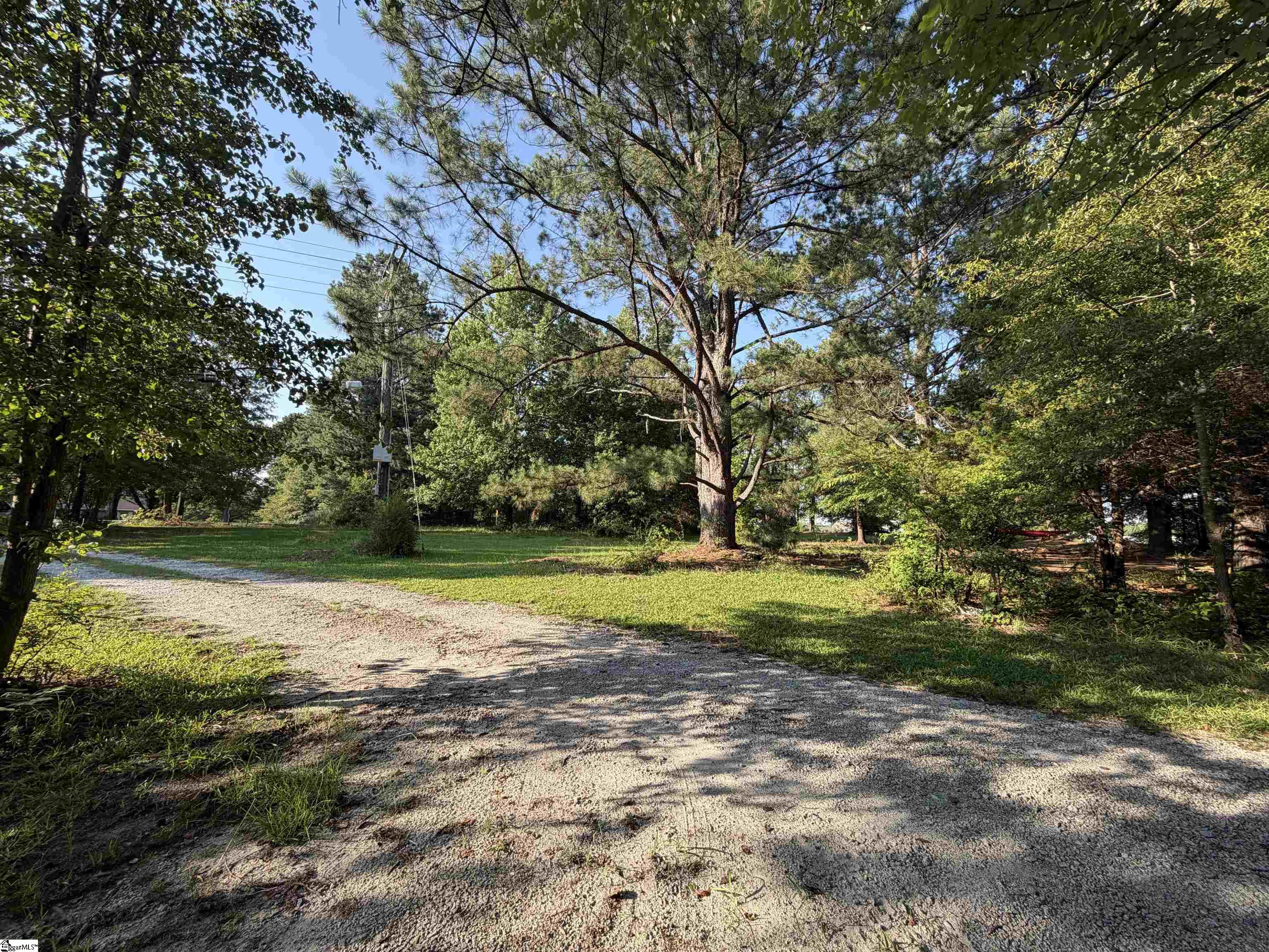 744 Chapman Road Property Photo 8