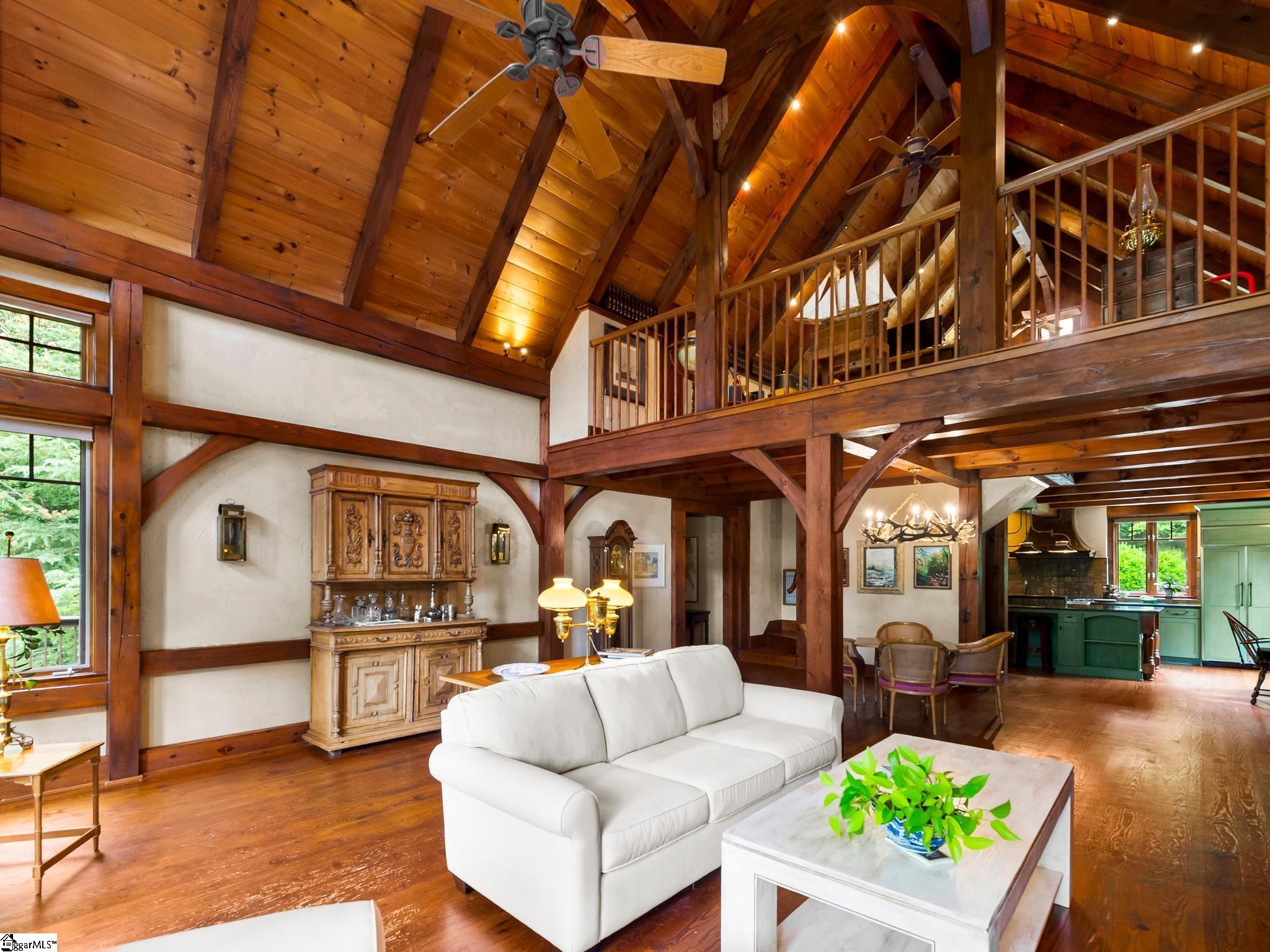 1597233 Property Photo 18
