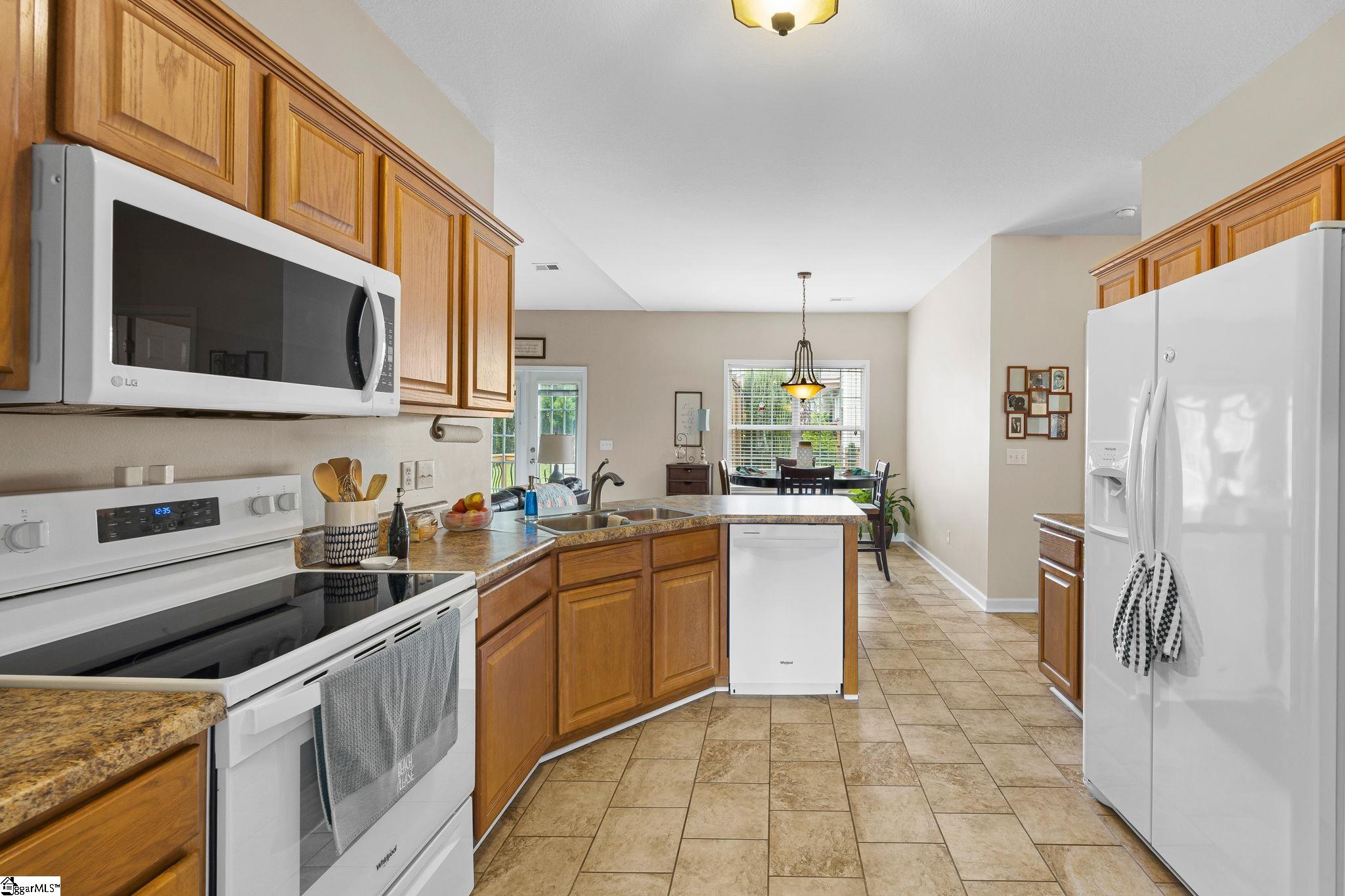 414 Landstone Terrace Property Photo 17