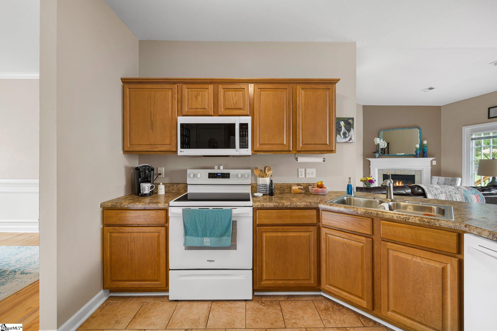 414 Landstone Terrace Property Photo 18