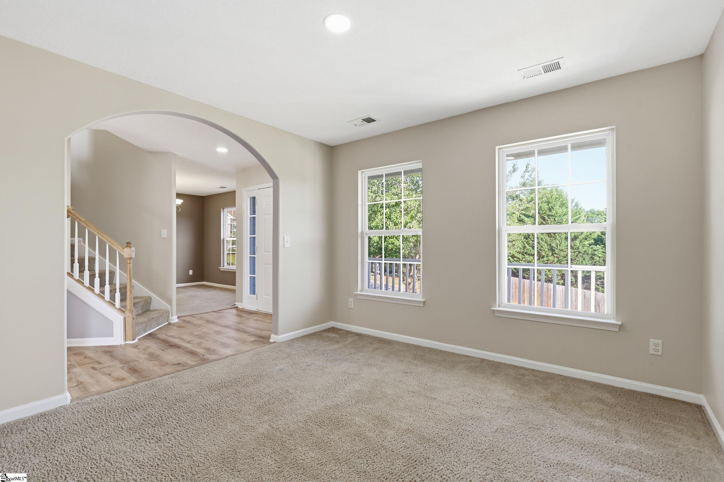 2 Gentian Court Property Photo 3