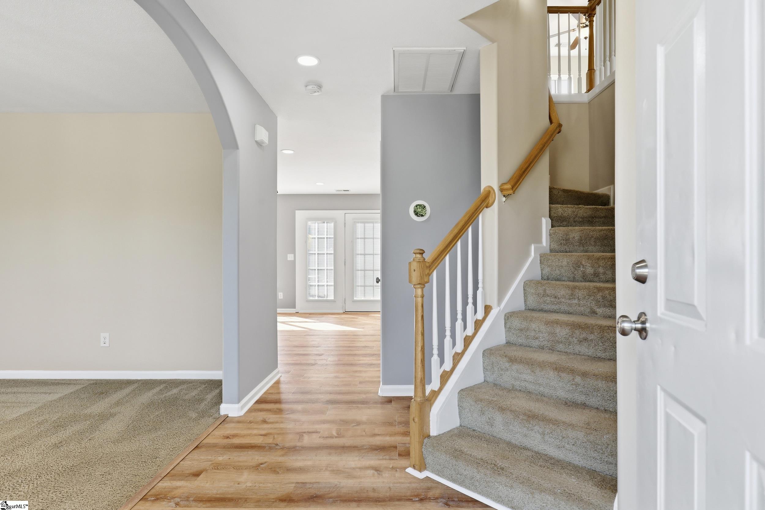 2 Gentian Court Property Photo 4