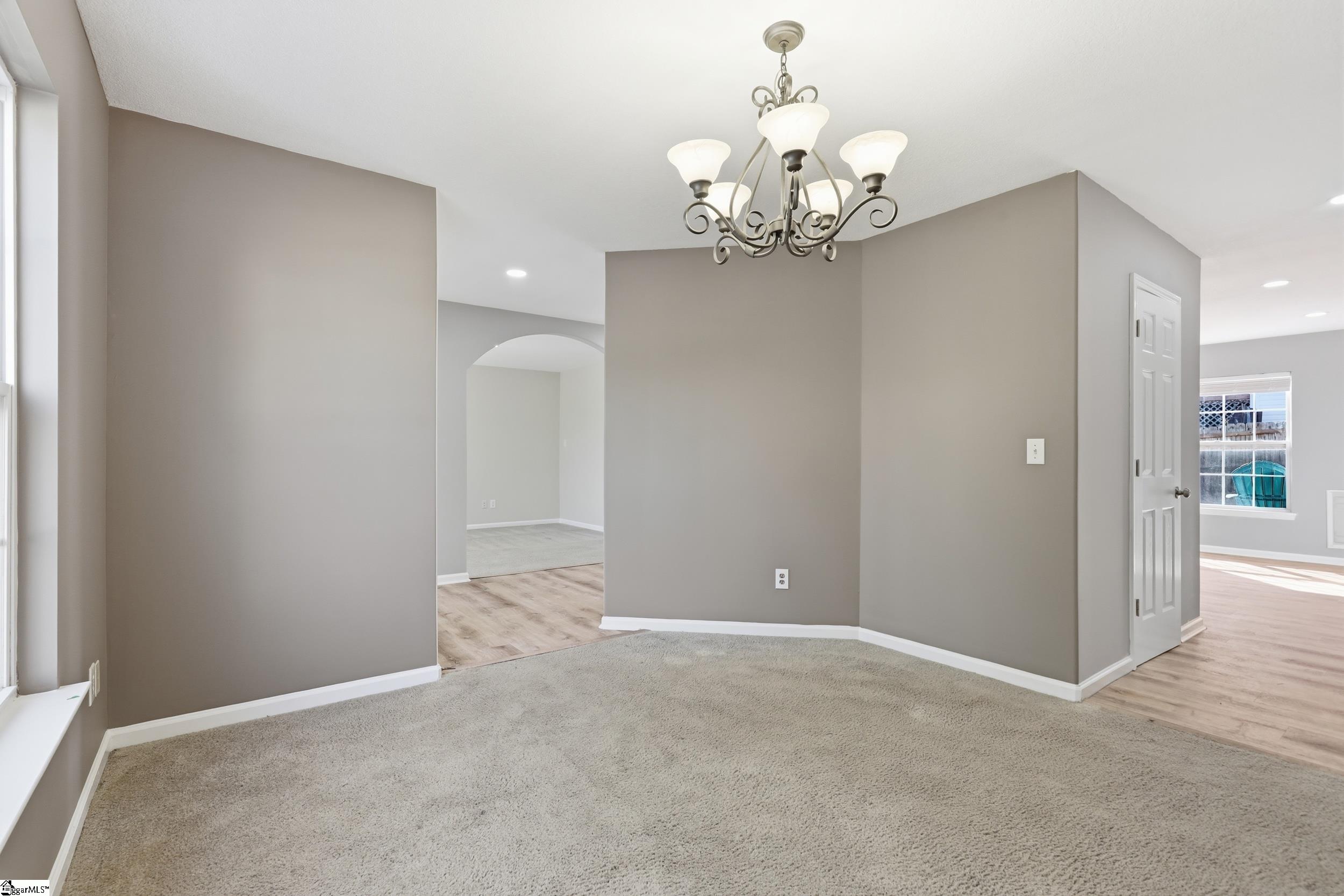 2 Gentian Court Property Photo 5