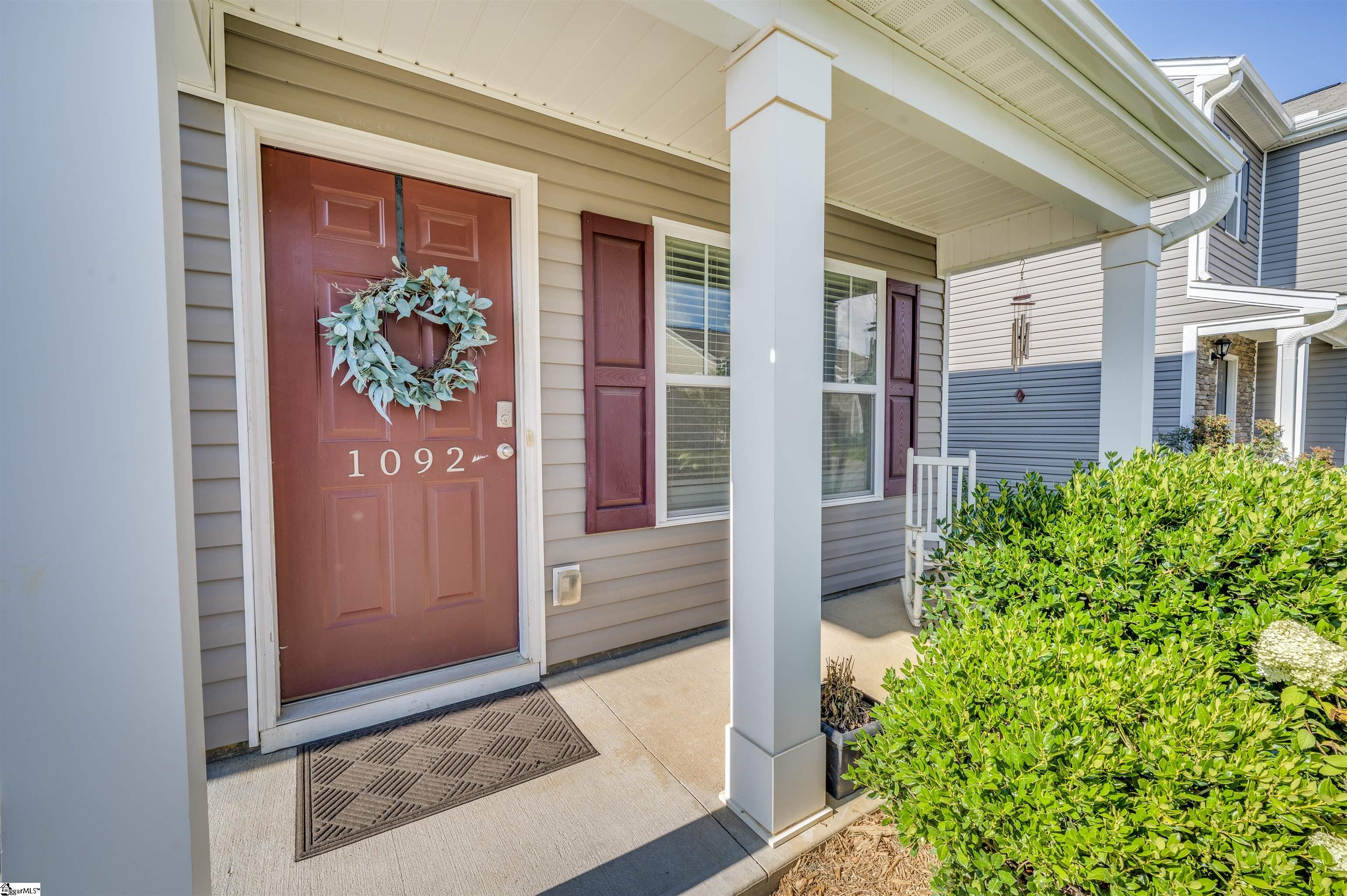 1092 Bridlebrook Trail Property Photo 2