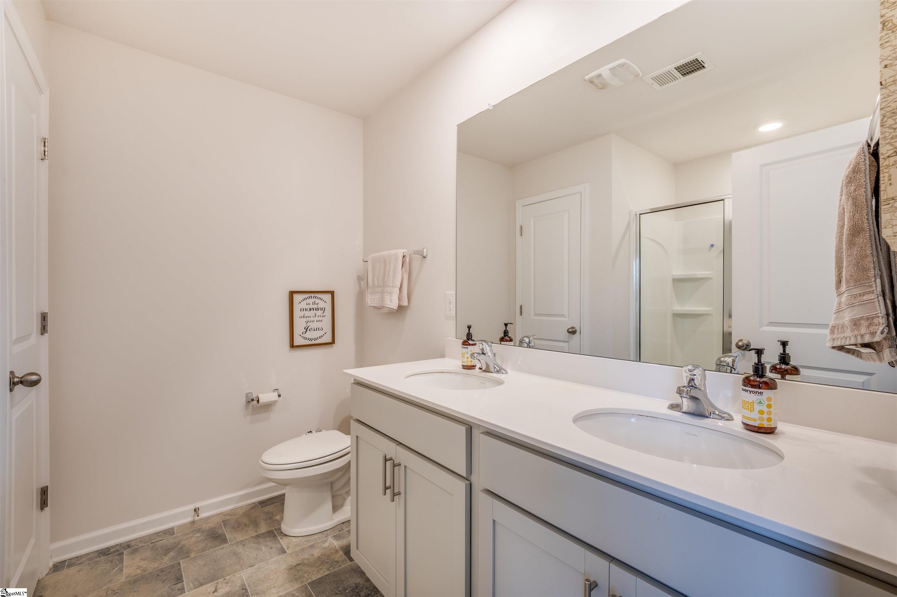 1092 Bridlebrook Trail Property Photo 17