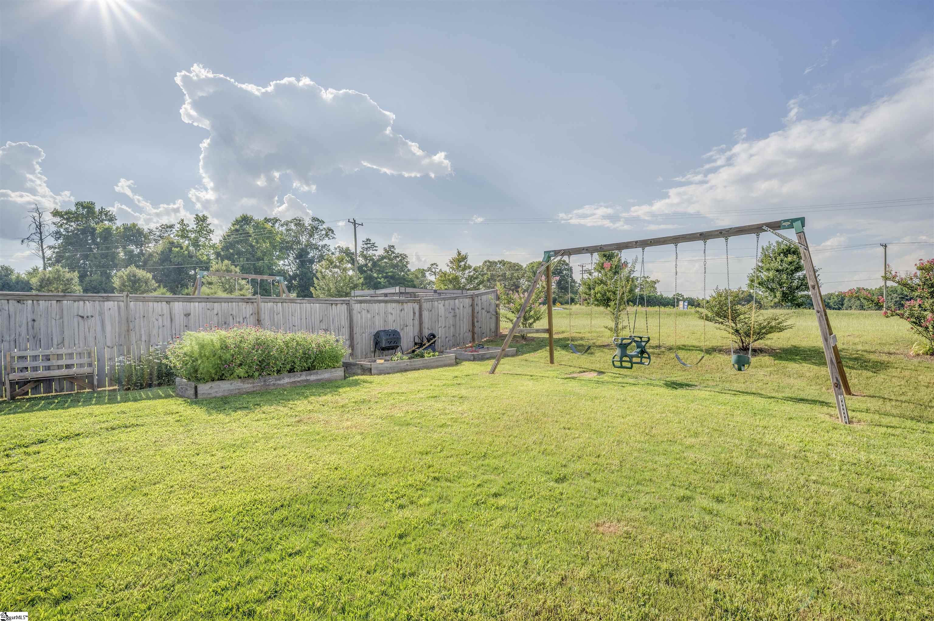 1092 Bridlebrook Trail Property Photo 26