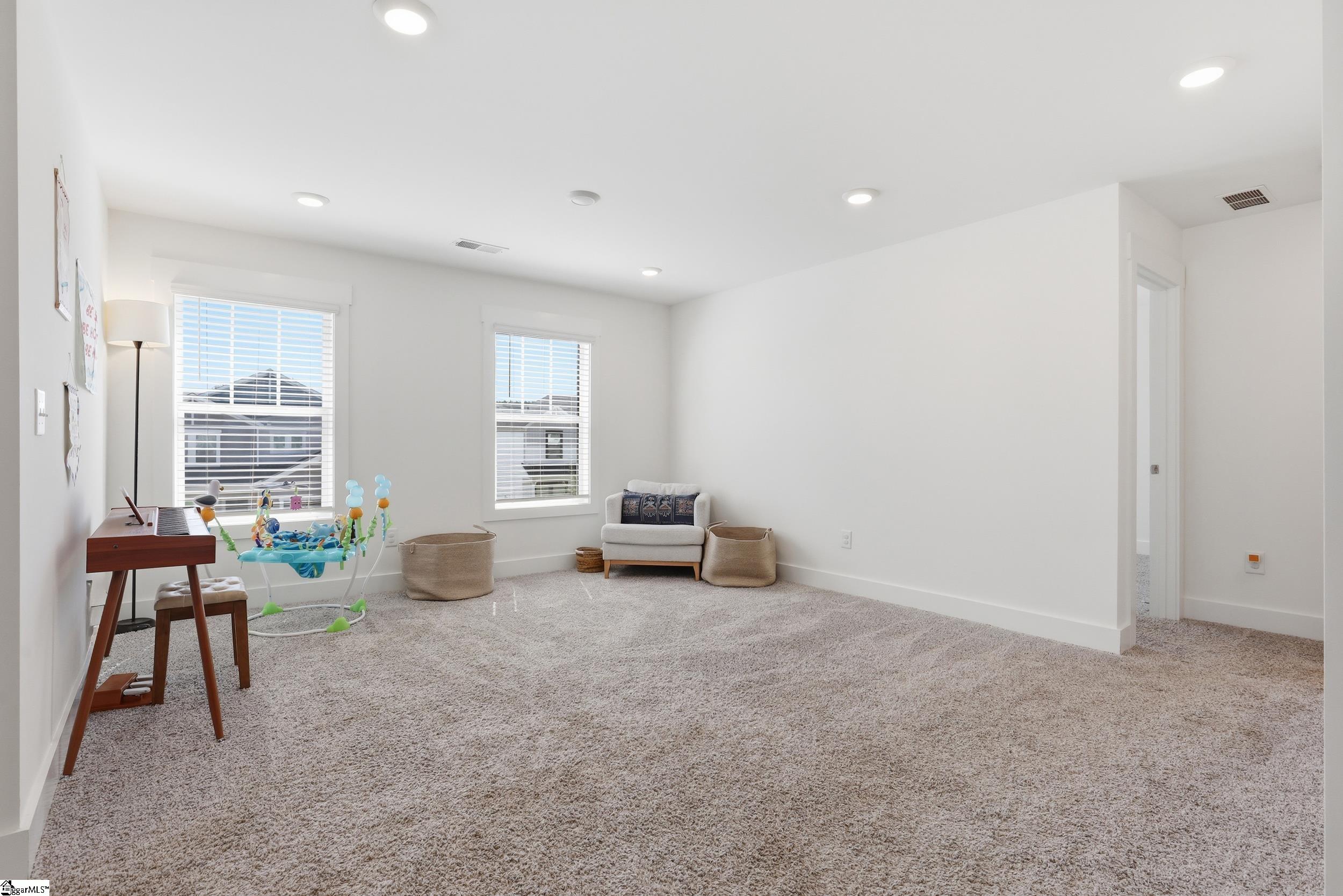 190 Walking Stick Way Property Photo 17