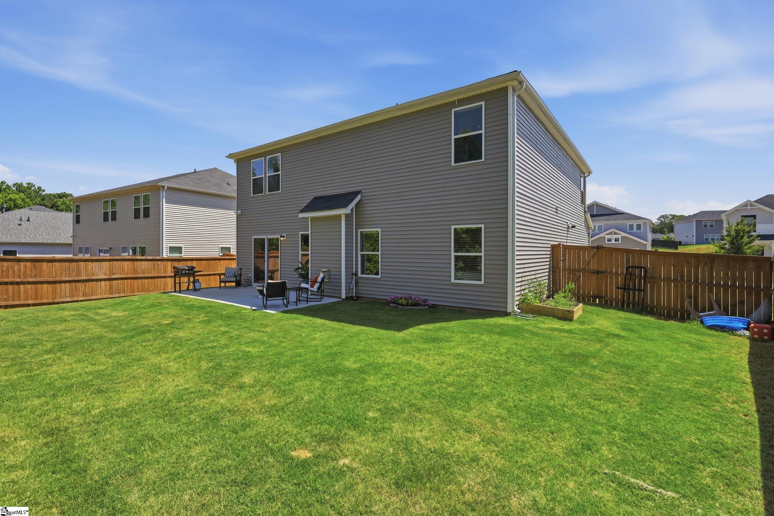 190 Walking Stick Way Property Photo 37