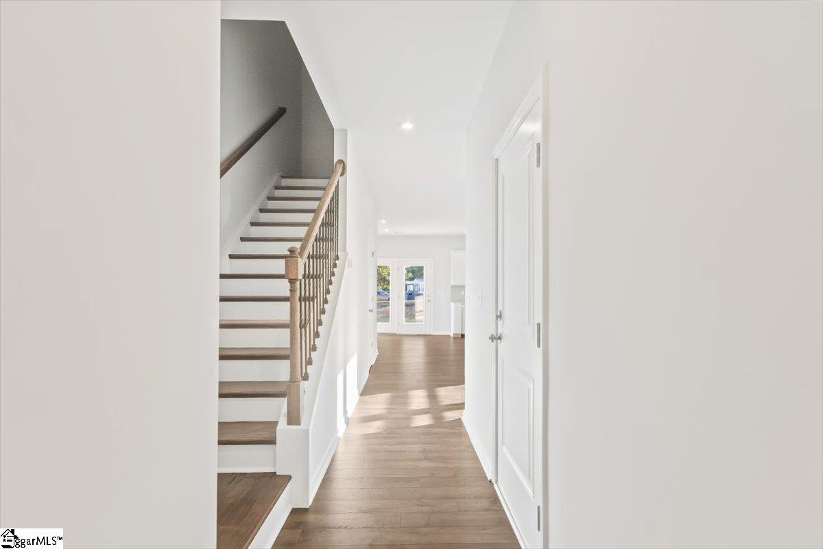 4 Santorini Way Property Photo 2