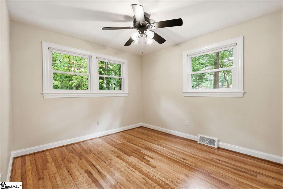 9 Yorkshire Drive Property Photo 23