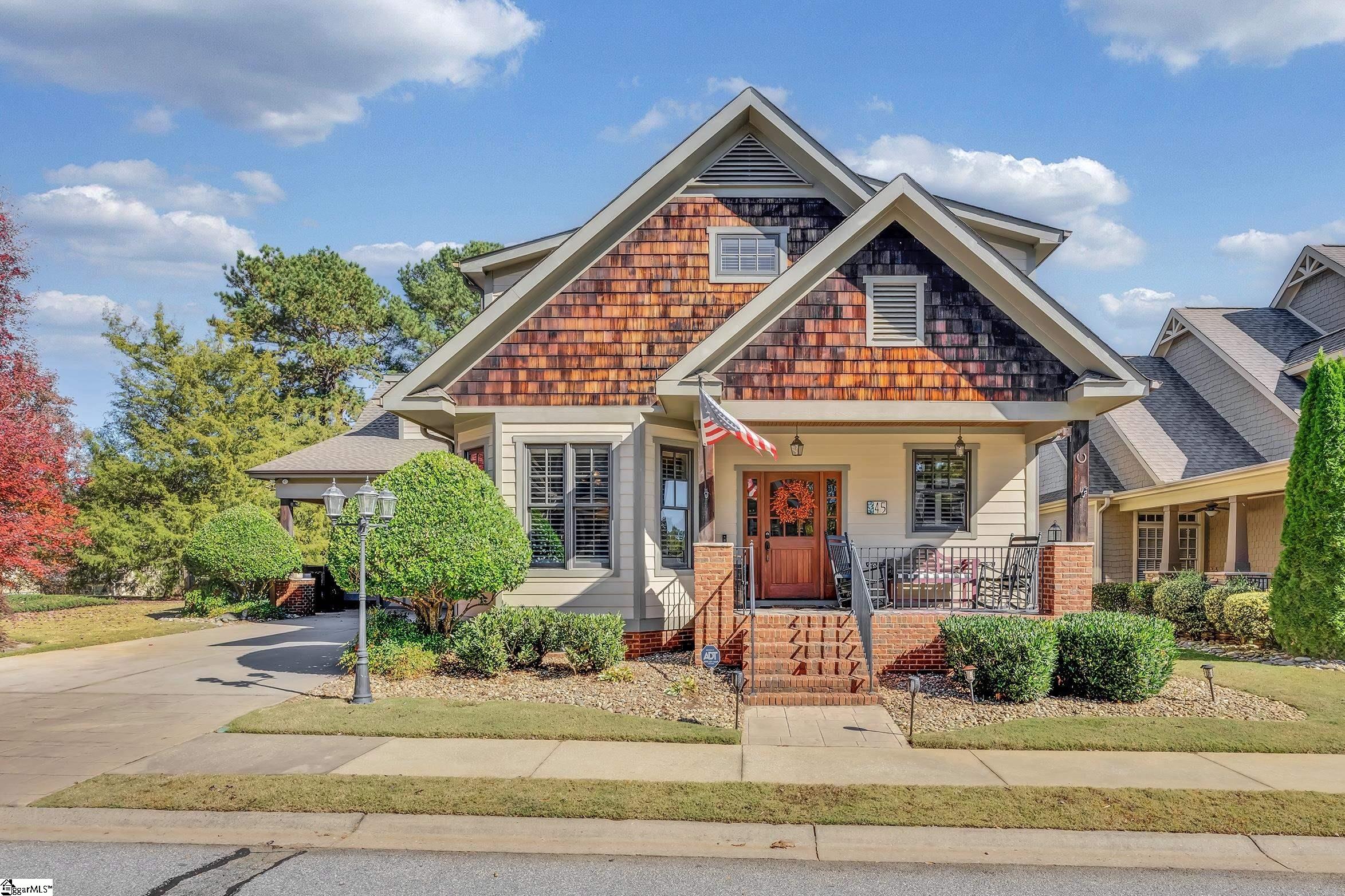 45 Verona Circle Property Photo 1