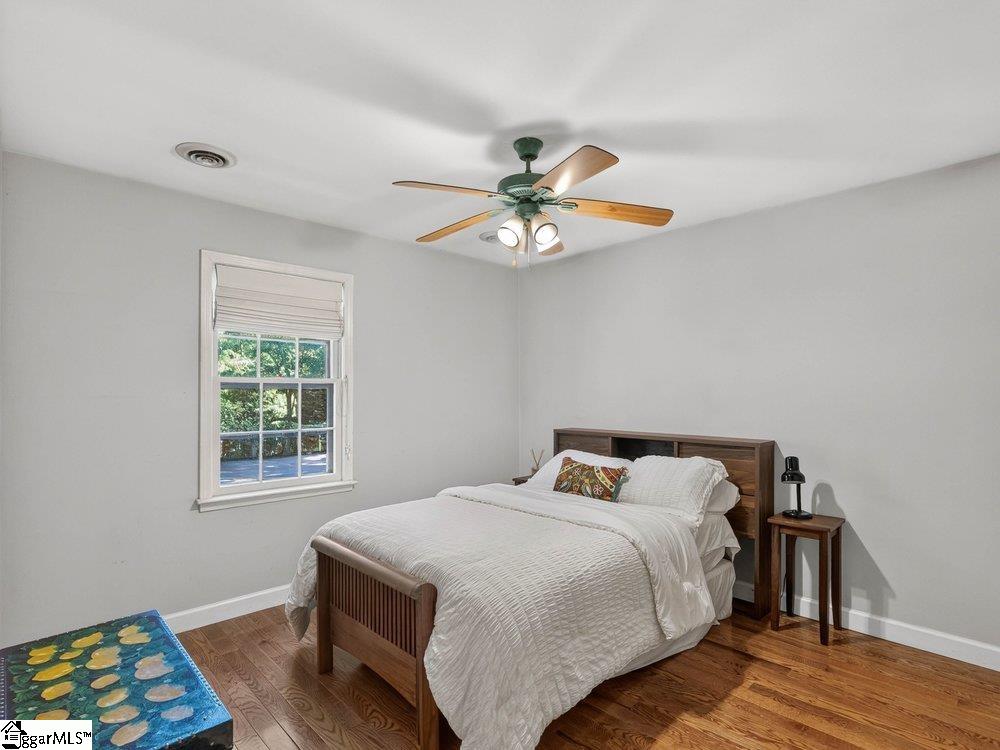 219 Oakwood Court Property Photo 19