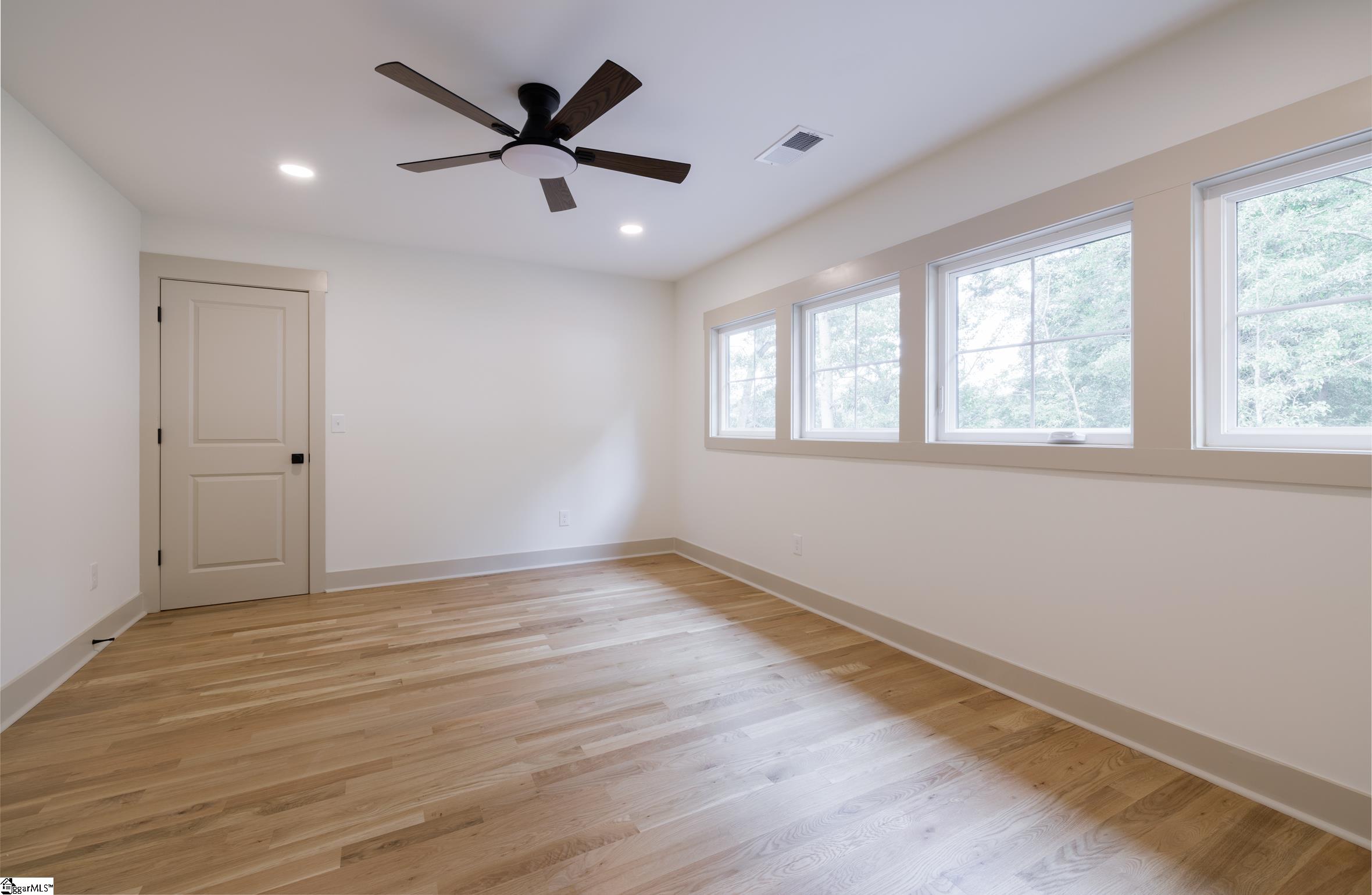7 Dixie Avenue Property Photo 29