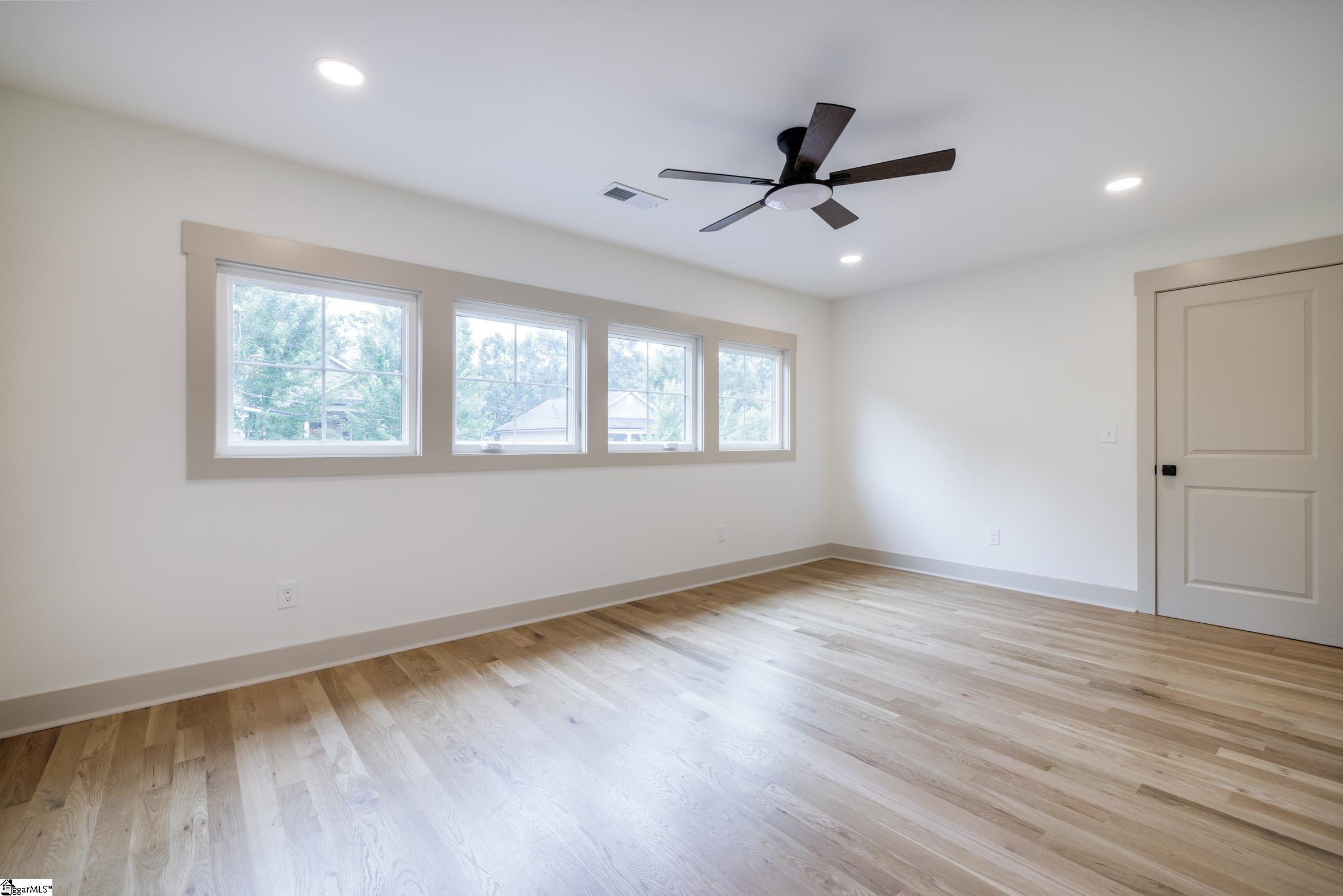 7 Dixie Avenue Property Photo 33