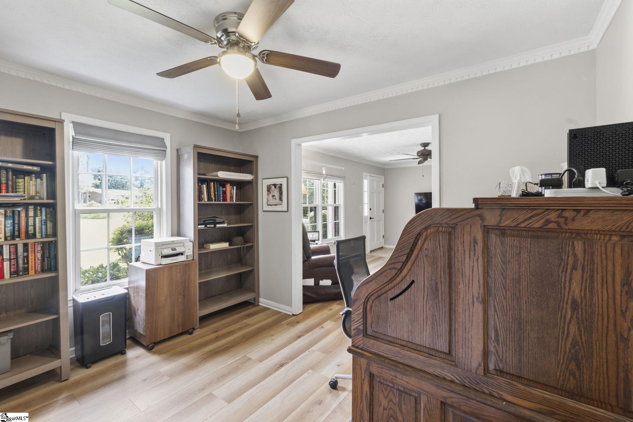 200 Pine Wood Drive Property Photo 8
