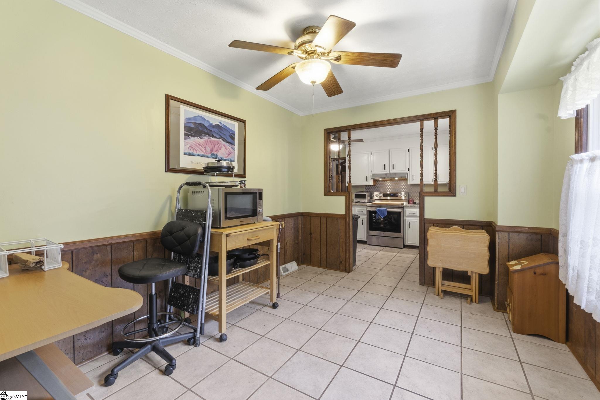 200 Pine Wood Drive Property Photo 14