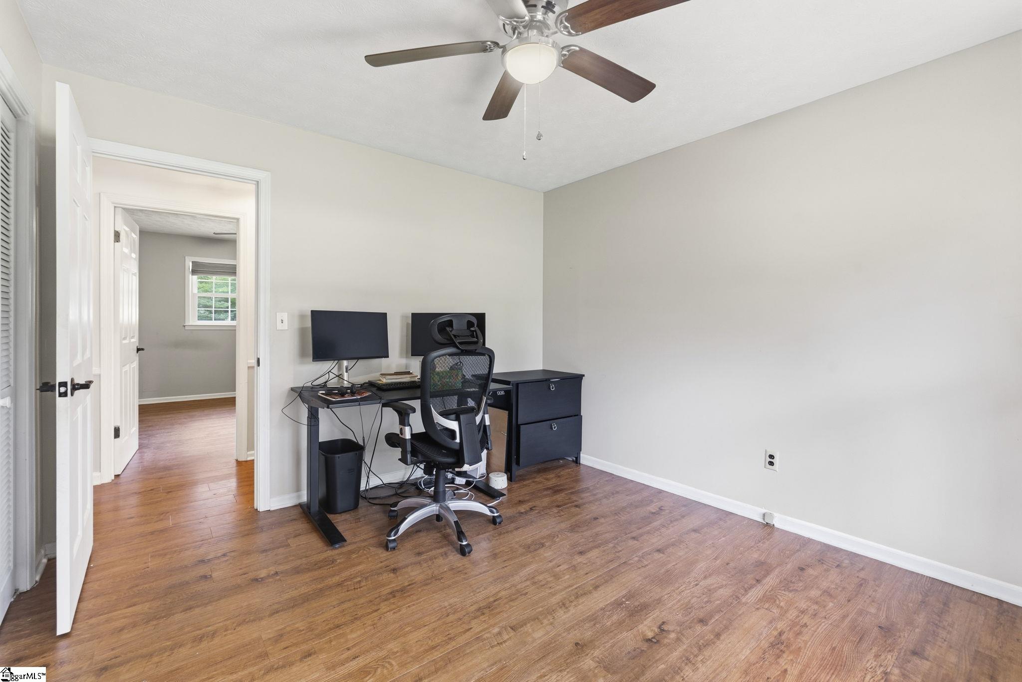 200 Pine Wood Drive Property Photo 16