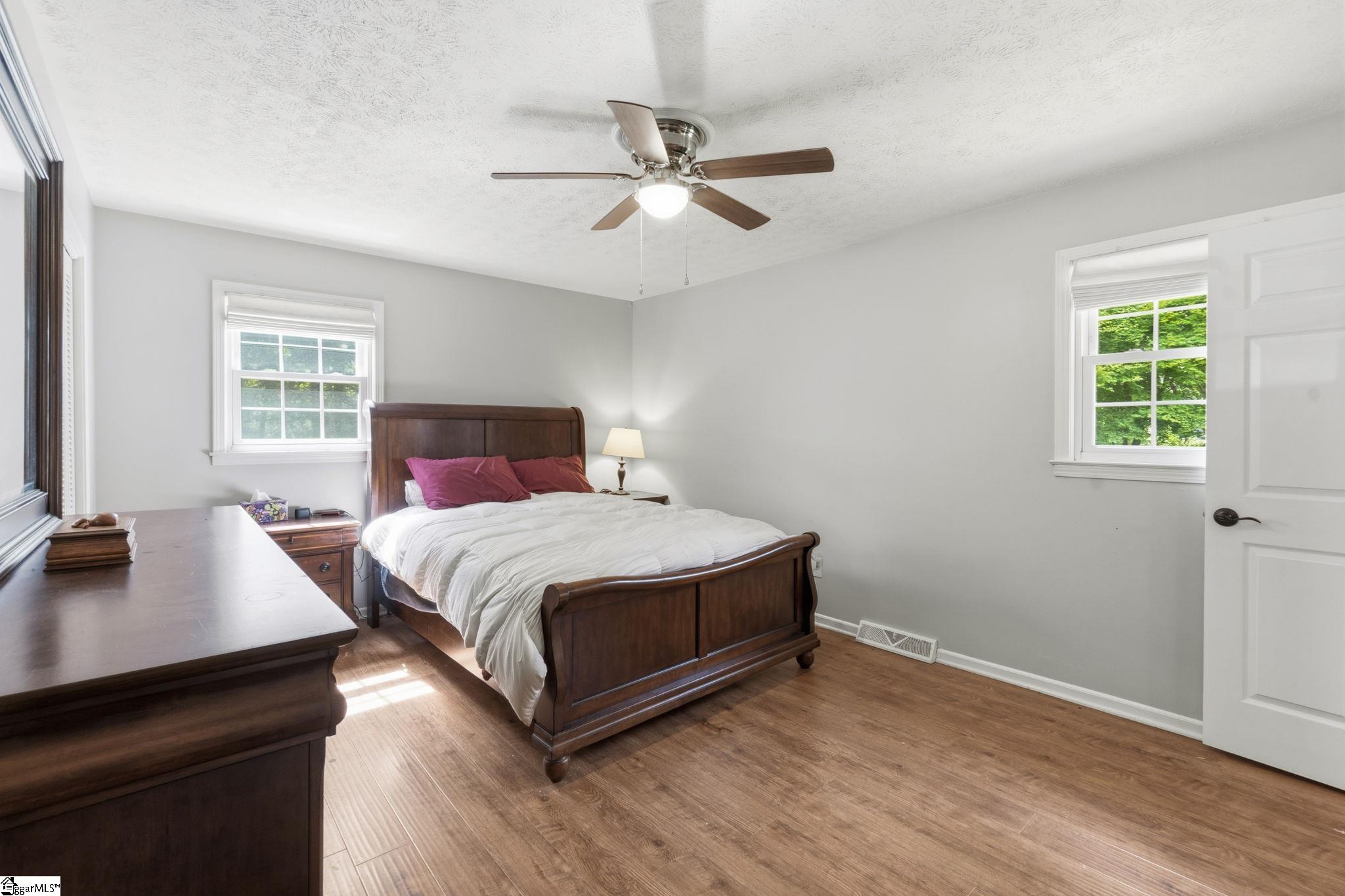 200 Pine Wood Drive Property Photo 24