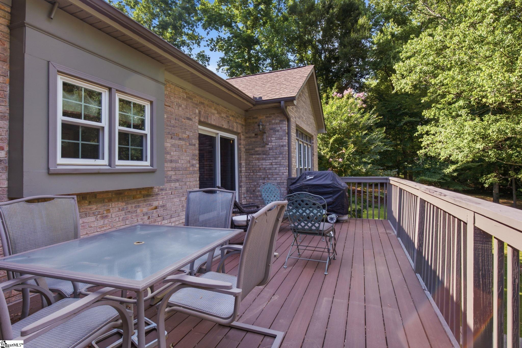703 Garnett Way Property Photo 16