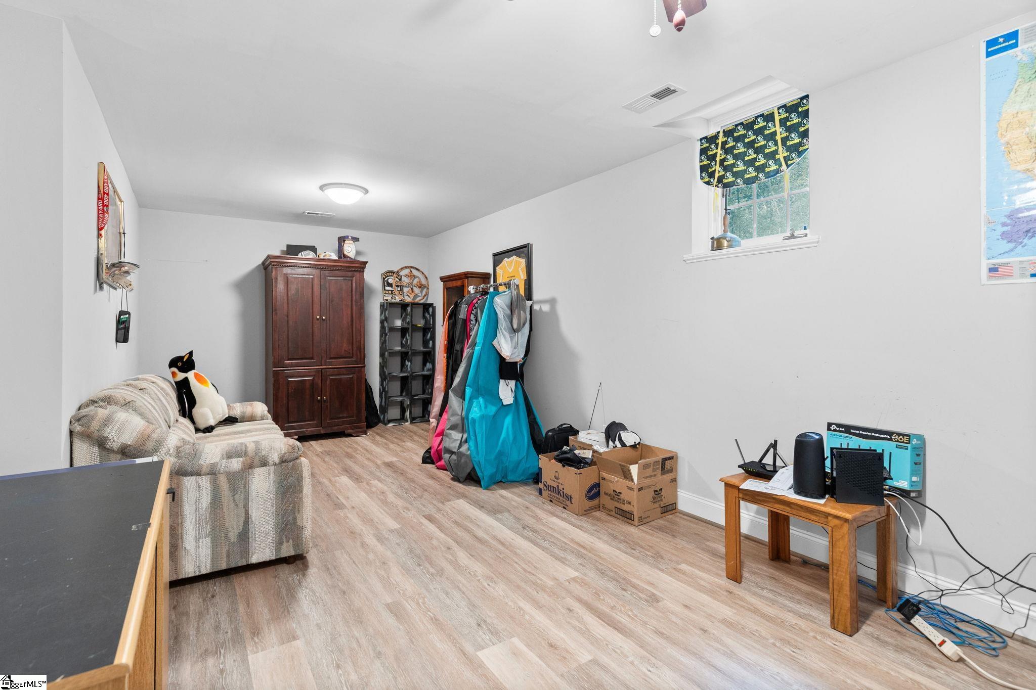 703 Garnett Way Property Photo 39
