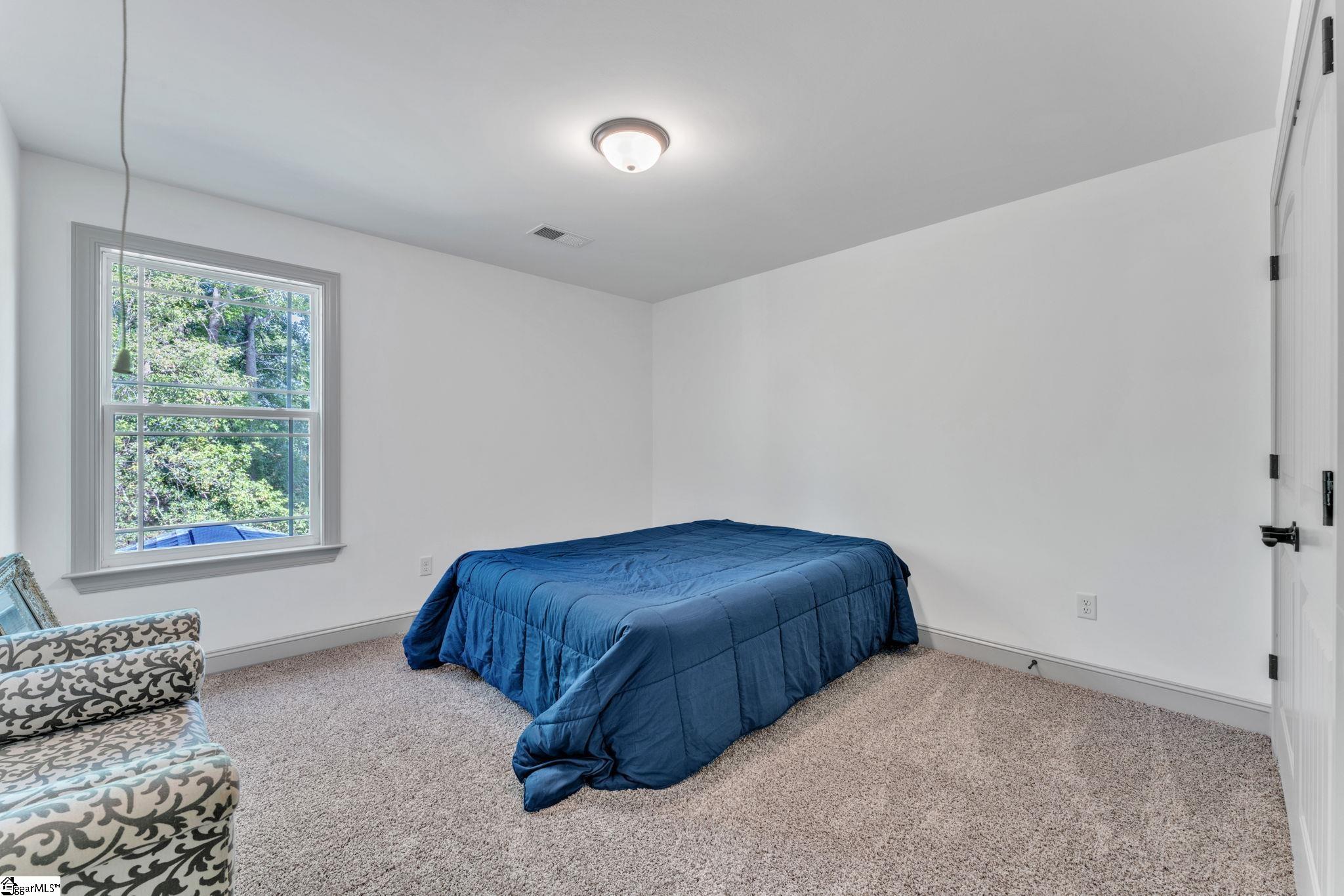 180 Hunter Drive Property Photo 27