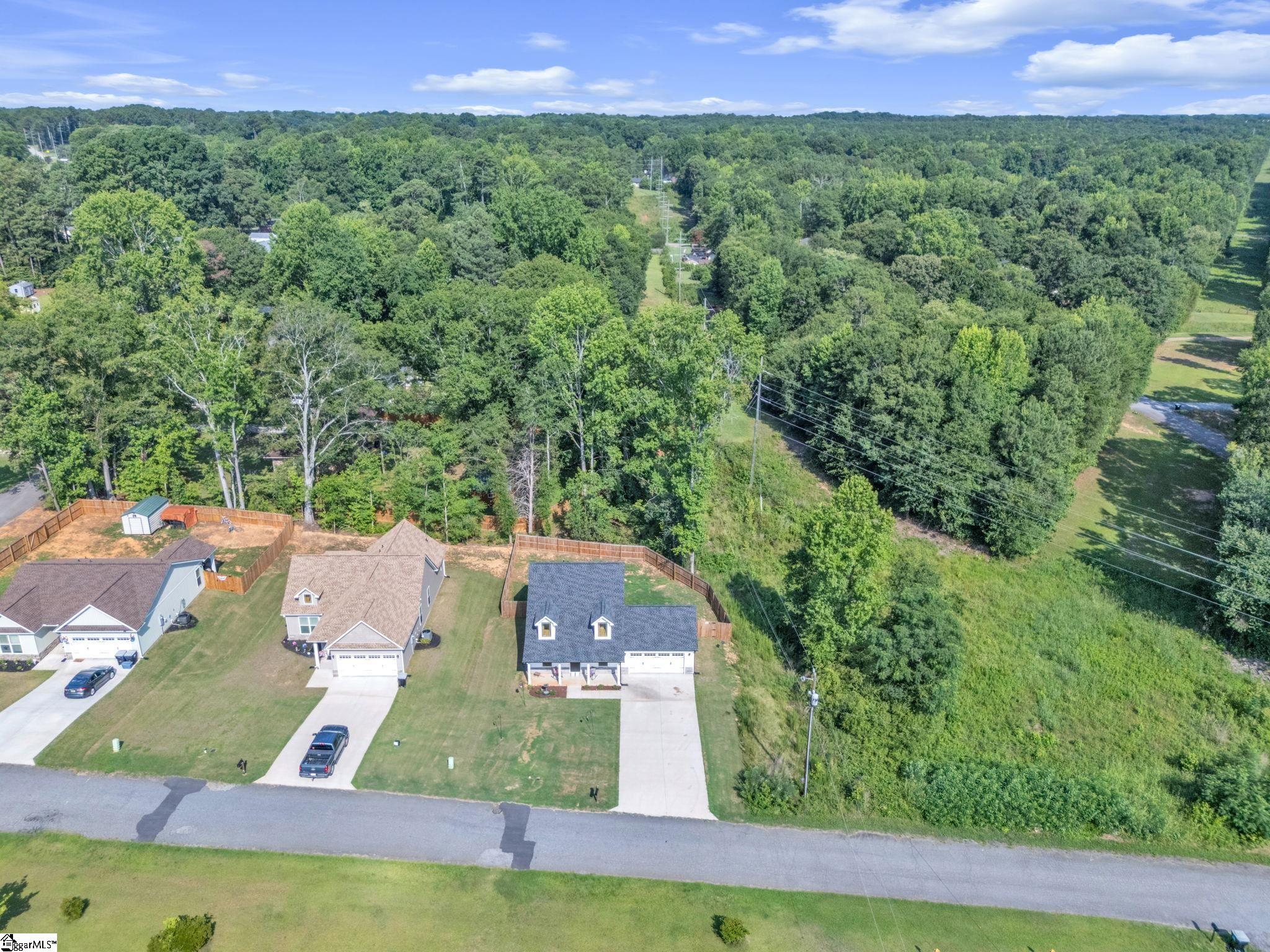 180 Hunter Drive Property Photo 42