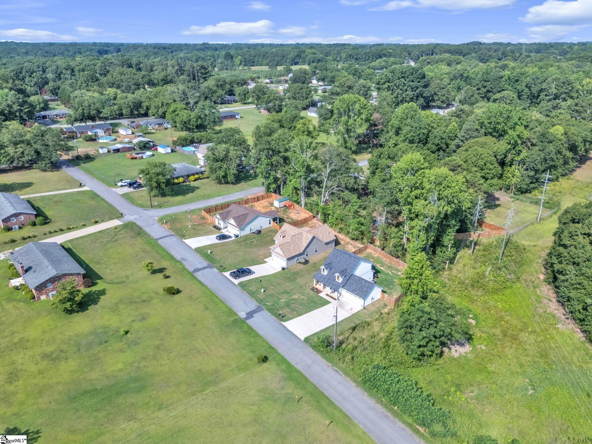 180 Hunter Drive Property Photo 44
