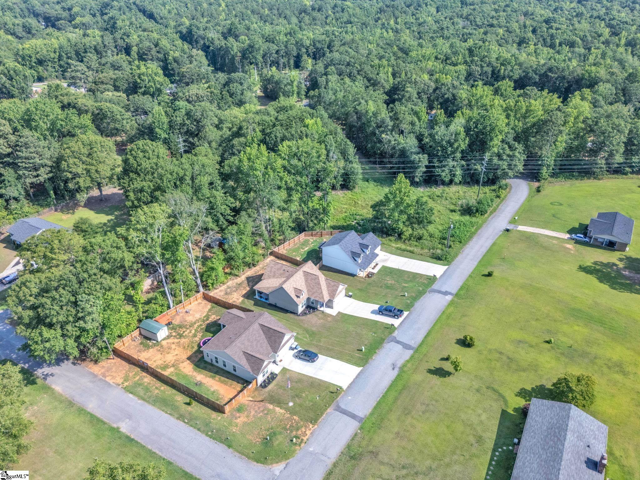 180 Hunter Drive Property Photo 45