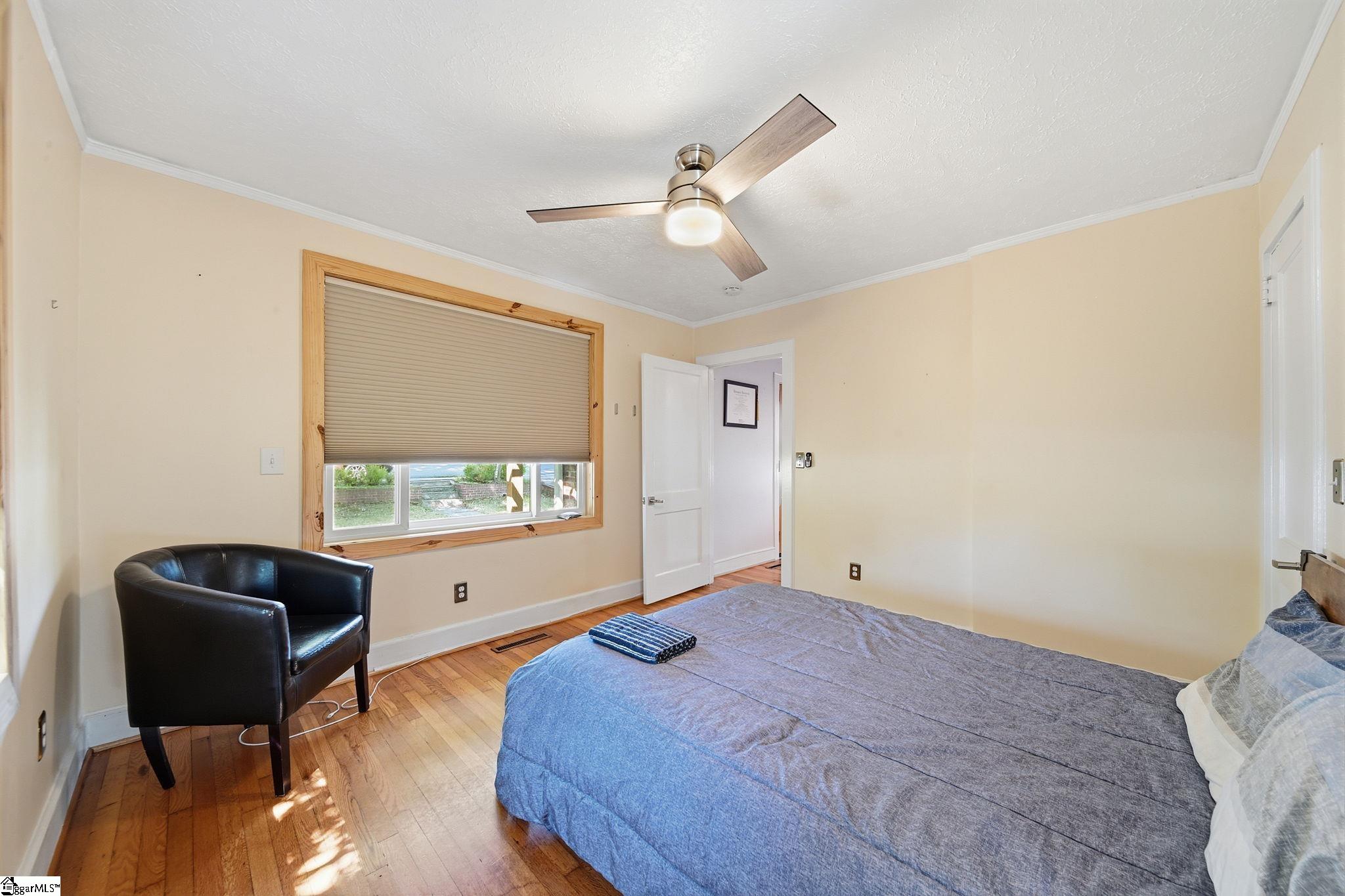 108 Hawthorne Lane Property Photo 18