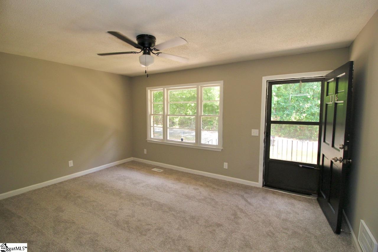 116 Poplar Lane Property Photo 2