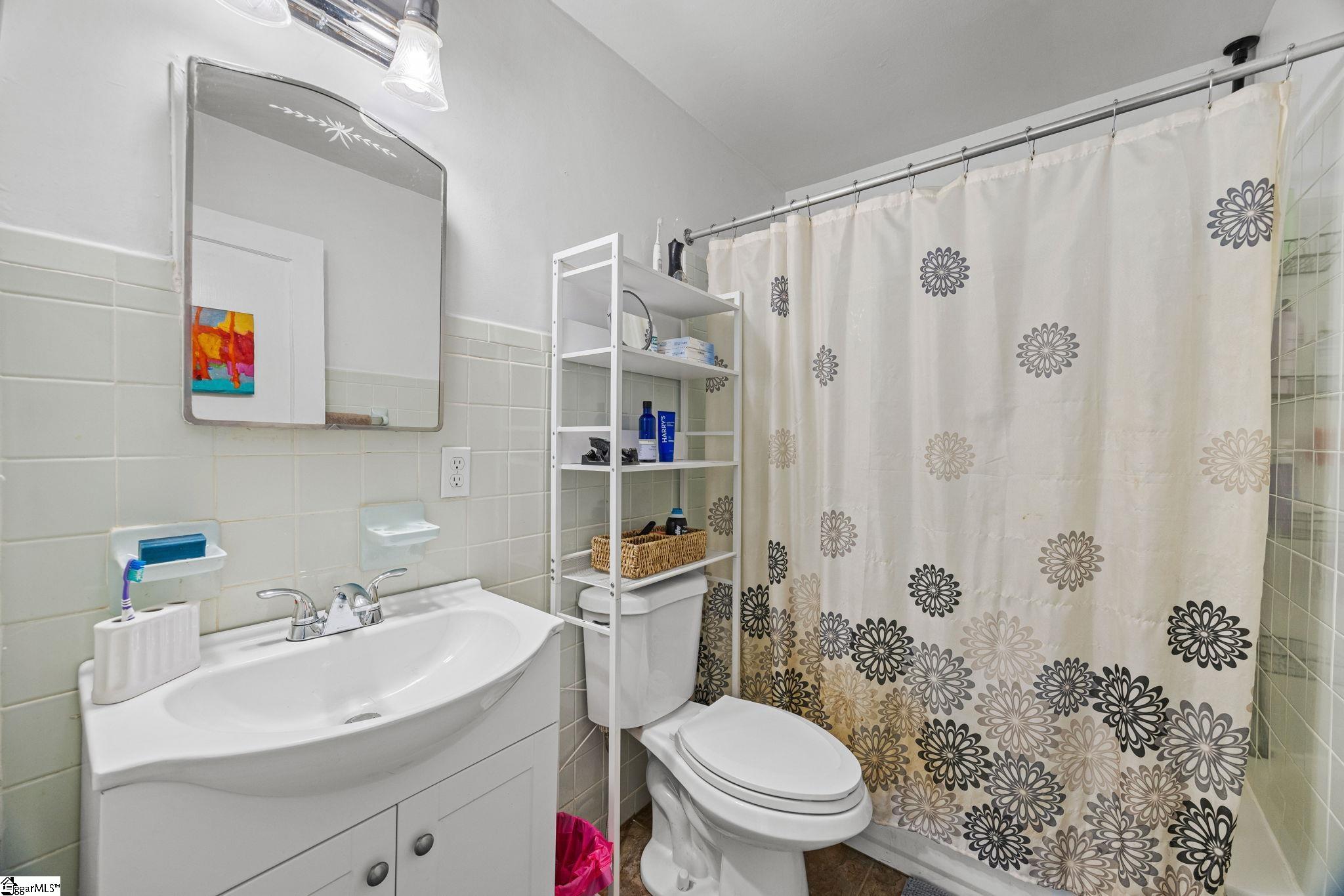 2 Druid Street Property Photo 5
