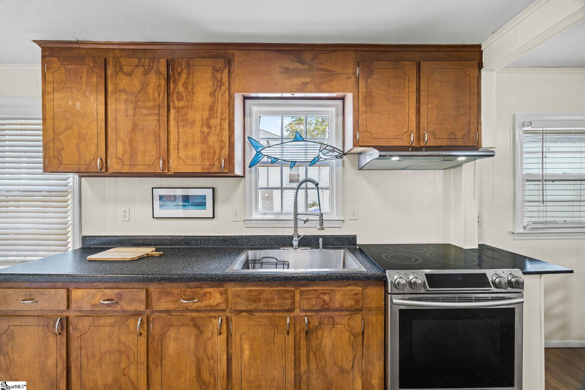 2 Druid Street Property Photo 16