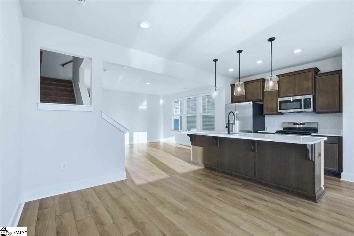 241 Cali Way Property Photo 5