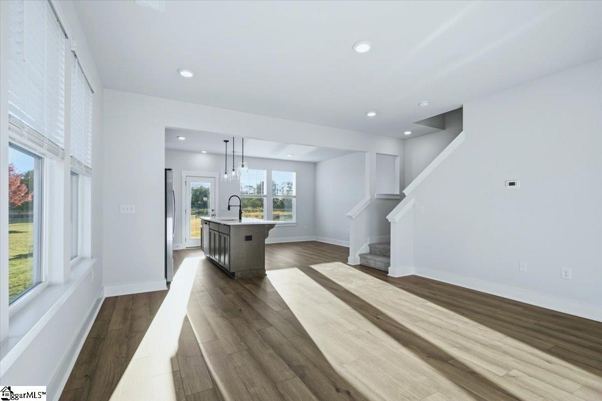 241 Cali Way Property Photo 11