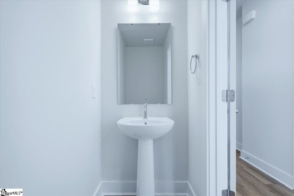 241 Cali Way Property Photo 13