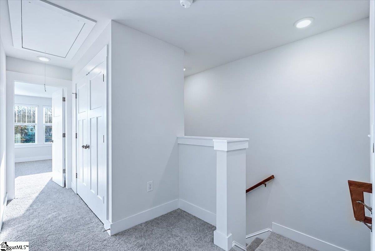 241 Cali Way Property Photo 14
