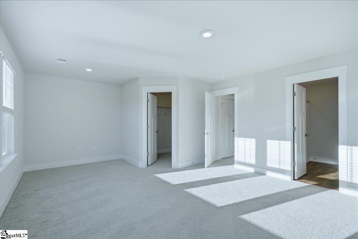 241 Cali Way Property Photo 16