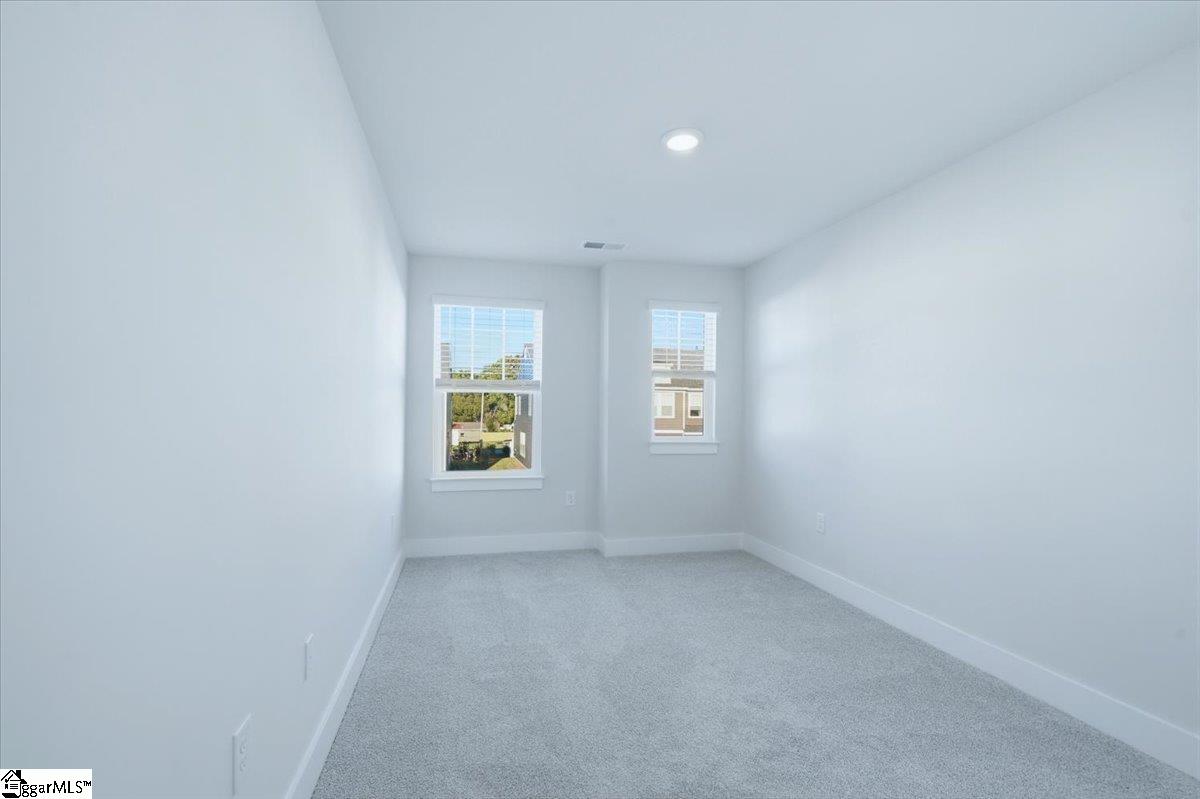 241 Cali Way Property Photo 23
