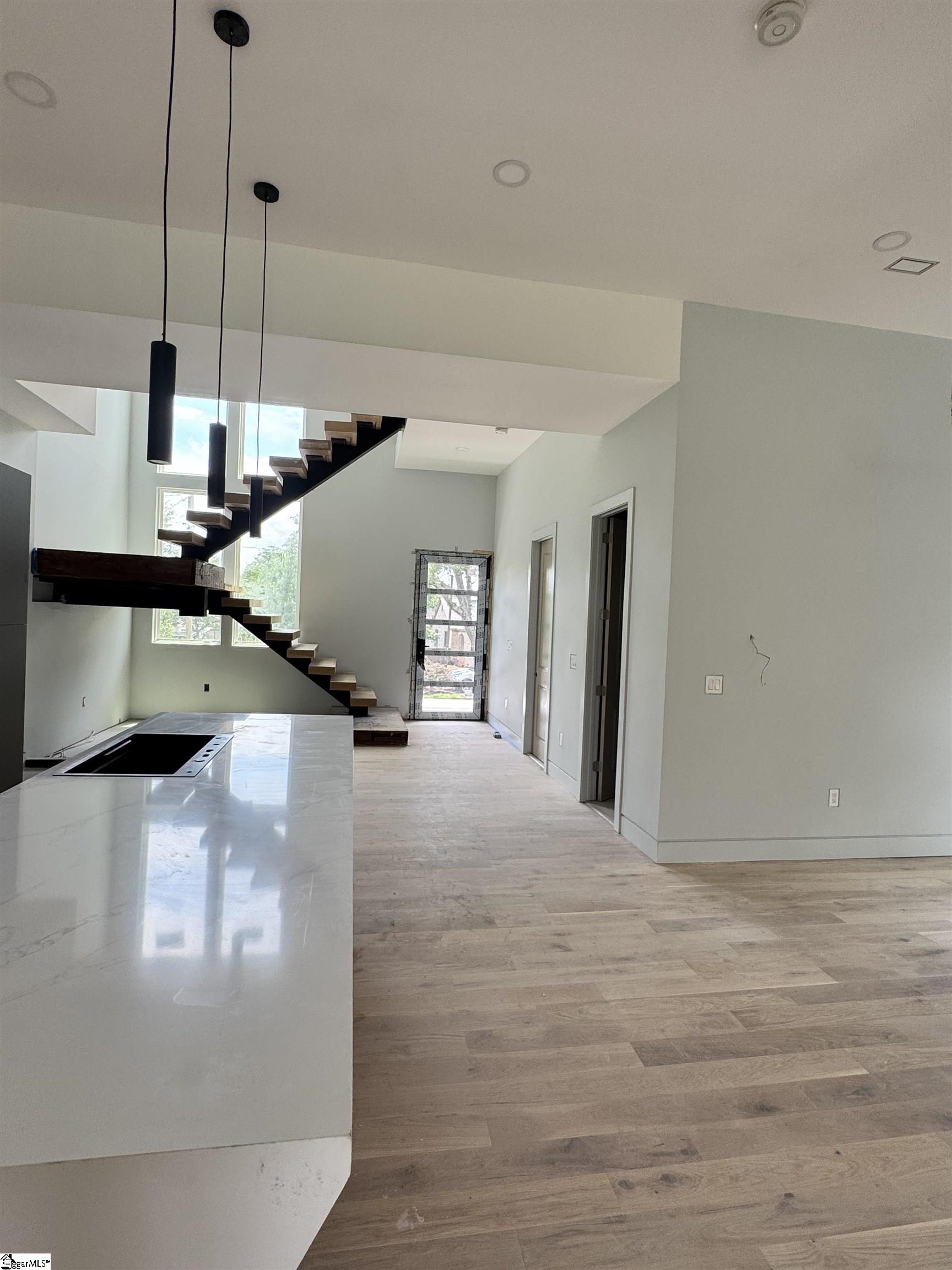 222 Buist Avenue Property Photo 2