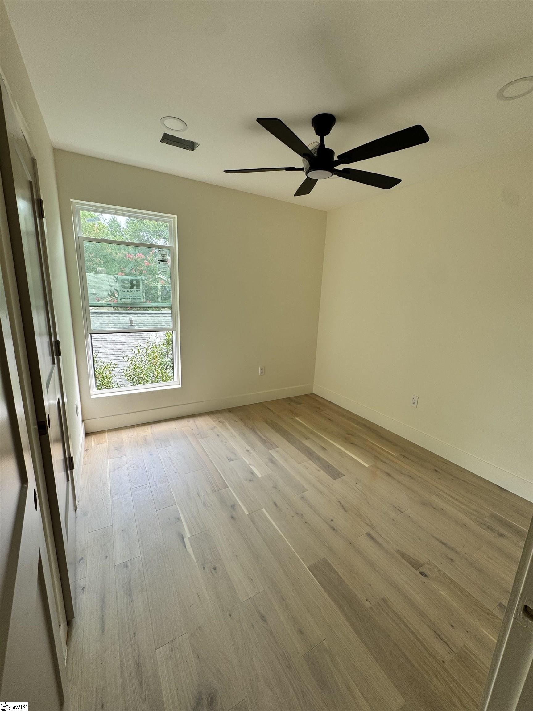 222 Buist Avenue Property Photo 11