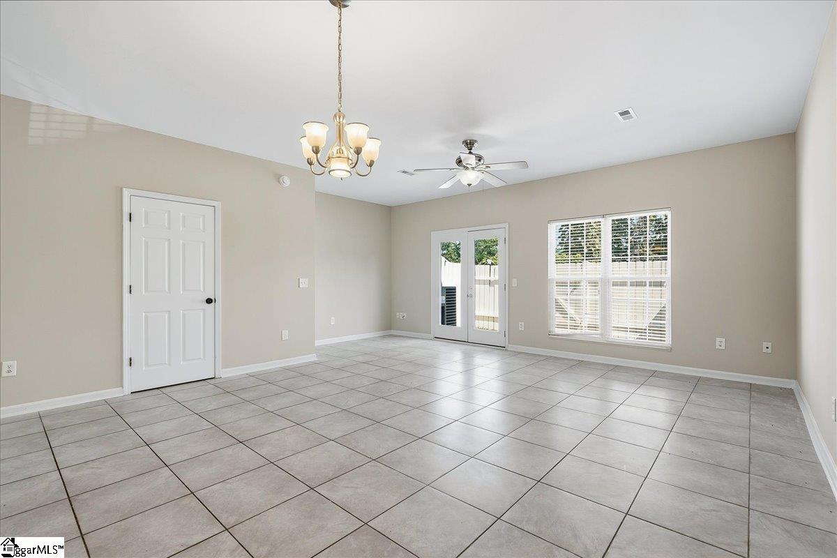 30 Ridgestone Circle Property Photo 7